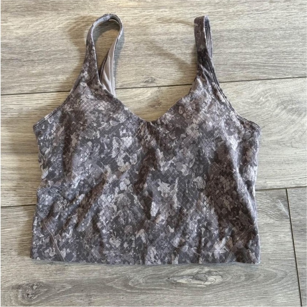 Align tank In EUC lightly padded (removable) fast shipper!